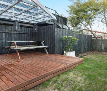 Charming 3BR Unit in Judea - Photo 1