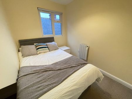 Room in a Shared House, Hagley Road, B17 - Photo 2