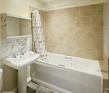 Upper Brook Street, Ipswich - Photo 2