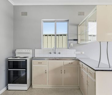 Make every day easy in Evanston Gardens - Photo 6