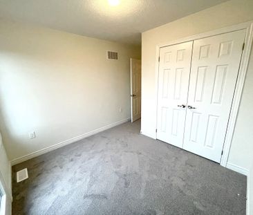 For Lease - 103 Air Dancer Crescent, Oshawa, Ontario - Photo 3