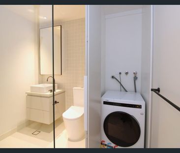 Luxury Living at Domain House - Photo 3
