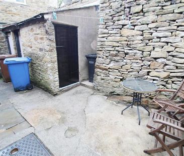 2 Bedroom Terraced To Let - Photo 5