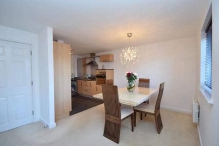 2 Bed Flat, Broadlands Gardens, LS28 - Photo 4