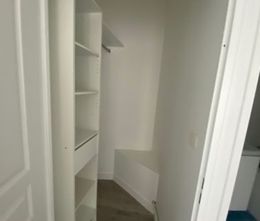 Location Appartement 2 pièces 49m² MARCQ EN BAROEUL 59700 - Photo 4