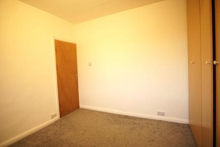 3 bedroom maisonette to rent - Photo 3