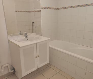 Location Maison 4 pièces 85m² LES PONTS DE CE 49130 - Photo 1
