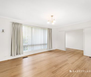 Charming Family Home! - Photo 1