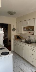 Short Term- Room available in Specious and bright apartment - Photo 4