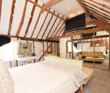 4 bedroom house to rent Stebbing Road, Felsted, Dunmow, CM6 - Photo 4