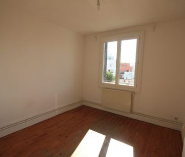 Location Appartement 3 pièces 61m² VILLEURBANNE 69100 - Photo 4