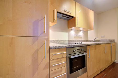 2 bedroom flat to rent - Photo 5