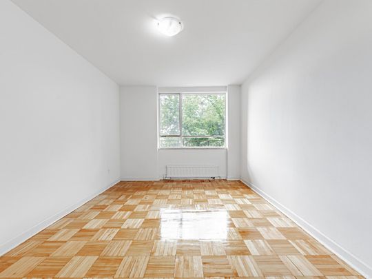 For Lease - 165 Cosburn Avenue Unit# 315, Toronto, Ontario - Photo 1