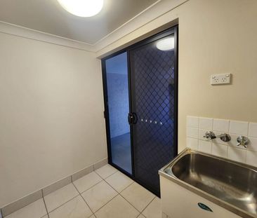 Lovely Duplex in Kelso - Photo 1