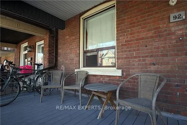 Detached Home For Lease | W9045475 - Photo 1