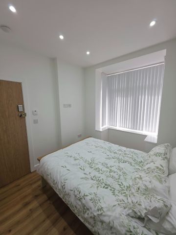 Room in a Shared House, Westfield Road, B67 - Photo 4