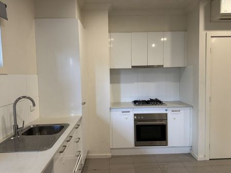 Affordable Dandenong Gem with Extra Convenience - Photo 2