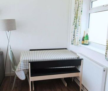 3 bedroom property to rent - Photo 2