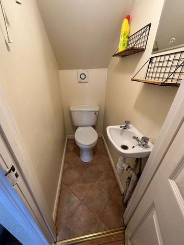 Donegall Road, En-Suite Room 4, Room 5 & Room 2, Belfast, BT12 5NB - Photo 3