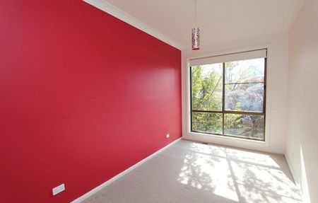 Prime Location! - Photo 3