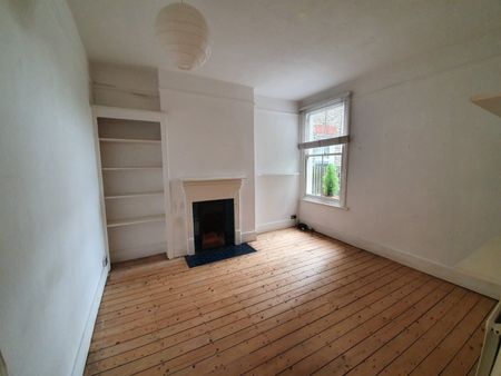 2 Bed Flat, St. Anns Road, SW13 - Photo 3