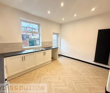 2 bedroom terraced house to rent - Photo 4