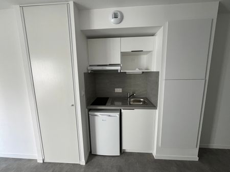 Location Appartement 1 pièce 27m² MERIGNAC 33700 - Photo 4