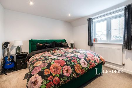 2 bedroom terraced house to rent - Photo 3