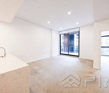 Modern 1 Bedroom+Study Apartment For Lease - Photo 4