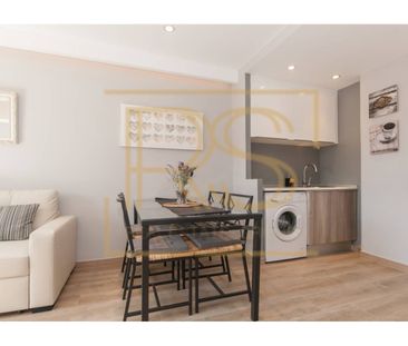 Ático de alquiler en Calle Carretes, El Raval - Photo 3