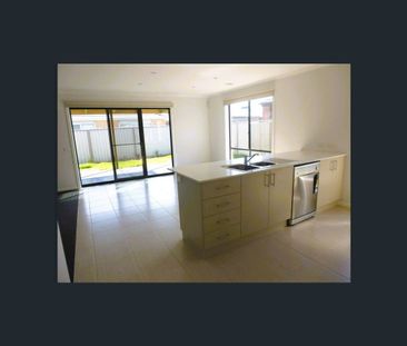 24 Bavaria Lane, Pakenham, Vic 3810 - Photo 2