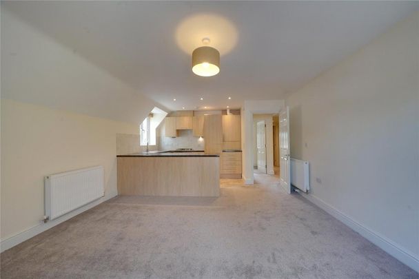 2 bedroom apartment to rent - Photo 1