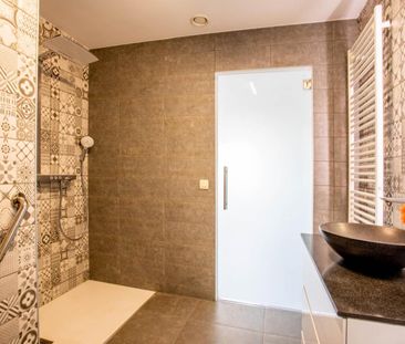 DAKAPPARTEMENT MET 2 SLAAPKAMERS EN TERRAS - Photo 4