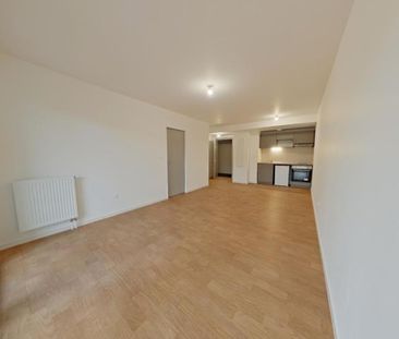 Location Appartement 2 pièces 43m² POITIERS 86000 - Photo 1