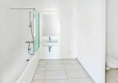 gekühlte Eckwohnung mit Charme und perfektem Grundriss: ruhige, große 2-Zimmer-Wohnung mit Loggia - Photo 5