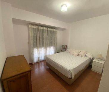 Piso de alquiler en Carrer la Reina Calafia, Canet d'En Berenguer - Photo 3