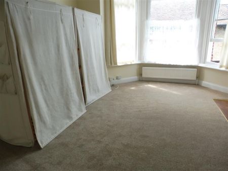 Hill Lane, Southampton - Photo 2