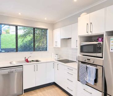 Convenient Living Close to Town - Corrie Street - Photo 4