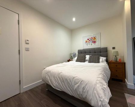 Studio to rent - Photo 2