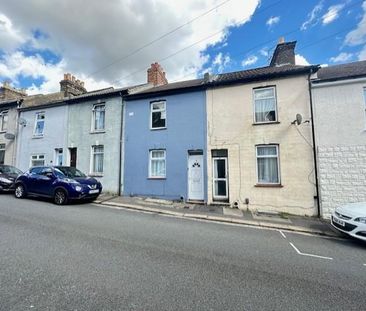 3 bedroom terraced house to rent - Photo 1