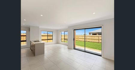 🏡 Brand New 4-Bedroom House in Wallan - Photo 2