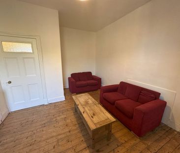 Dundee, Dundee - Photo 1