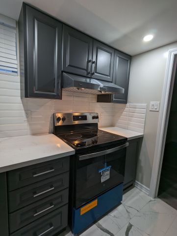 For Lease - 29 Brantford Drive, Toronto, Ontario - Photo 2
