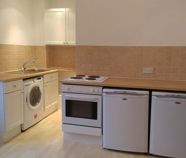 1 bedroom flat to rent - Photo 3
