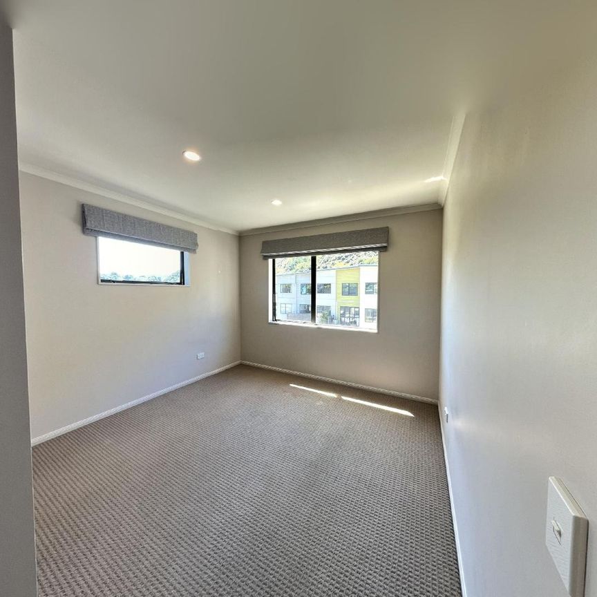 Paekakariki - 3 Bedrooms - Photo 1