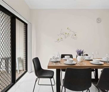 Fully furnished Townhouse $790/W - Photo 6