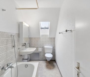 Zeitgemässer Komfort an zentraler Lage - Foto 3