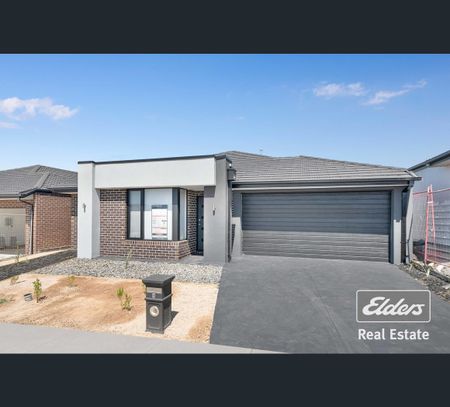 14 Nemi Parade, Tarneit, Vic 3029 - Photo 2
