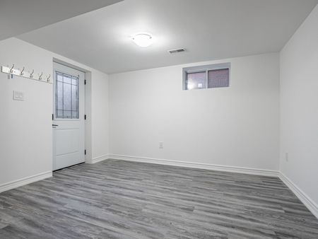 For Lease - 10 Kentroyal Drive Unit# Basement, Toronto, Ontario - Photo 4