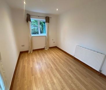 4 bedroom semi-detached house to rent - Photo 6